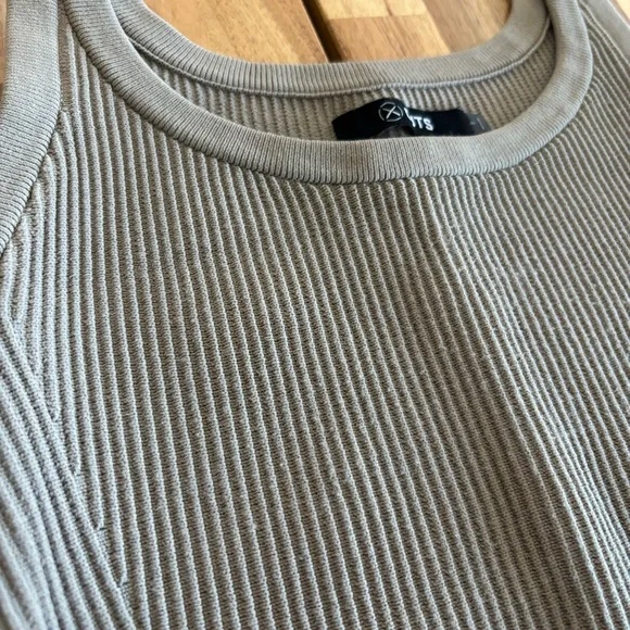 Cuts Coreflex Ribbed Tank - Picture 3 of 6